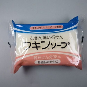 Мыло для удаления жирных и масляных пятен KANEYO 135 г