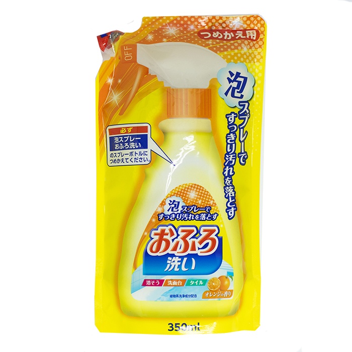 Антибактериальное пенящееся чистящее средство для ванной Foam Spray Bathing wash с апельсиновым маслом в мягкой упаковке, NIHON  350 мл