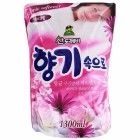 Кондиционер для белья Soft Aroma Цветочный, SANDOKKAEBI 1300 мл (запаска) Кондиционер для белья Soft Aroma Цветочный, SANDOKKAEBI 1300 мл (запаска)