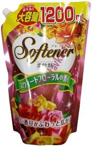 Антибактериальный кондиционер-ополаскиватель Softener Fragrance Floral с нежным цветочным ароматом в мягкой упаковке с закручивающейся крышкой, NIHON  1200 мл