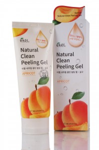 Очищающий и успокаивающий пилинг-скатка с экстрактом абрикоса Apricot Natural Clean Peeling Gel, EKEL   180 мл