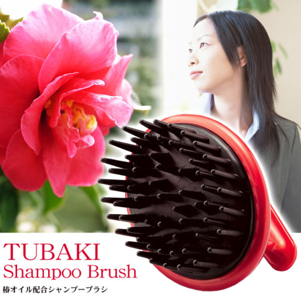 Щетка массажная для мытья волос и кожи головы, с маслом японской камелии Tagami Tsubaki Oil, IKEMOTO 1 шт.