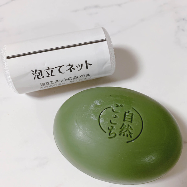 Туалетное увлажняющее мыло с гиалуроновой кислотой  Зеленый чай, Shizen Gokochi, COW BRAND 80 г