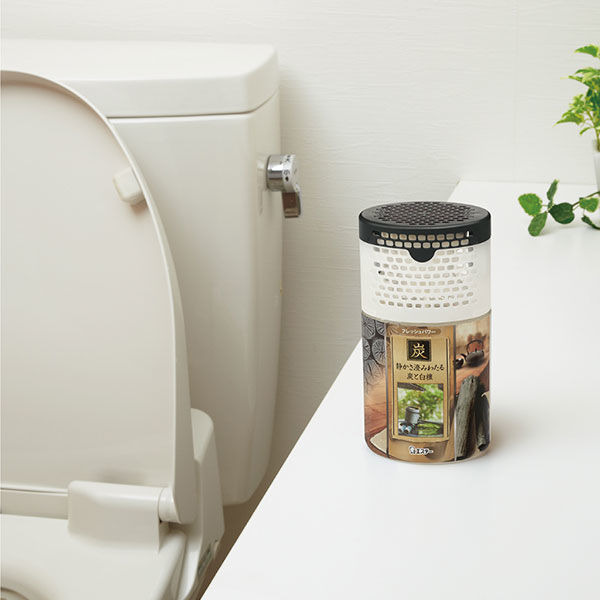 Жидкий дезодорант–ароматизатор для туалета с ароматом древесного угля и сандалового дерева SHOUSHUURIKI, ST 400 мл