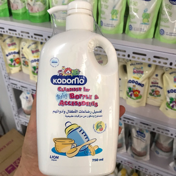 Средство для мытья детских бутылок и сосок Cleanser for Bottle and Accessories, KODOMO 750 мл (флакон)