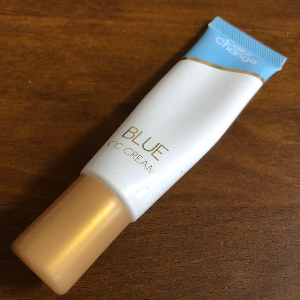 Тональный СС-крем c цветными микрокапсулами с растительными маслами и экстрактами  Color Change, PURE SMILE  (голубой) 20 г