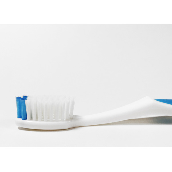 Зубная щетка средней жесткости Dental Clinic 2080 Original Toothbrush, KERASYS 1 шт.