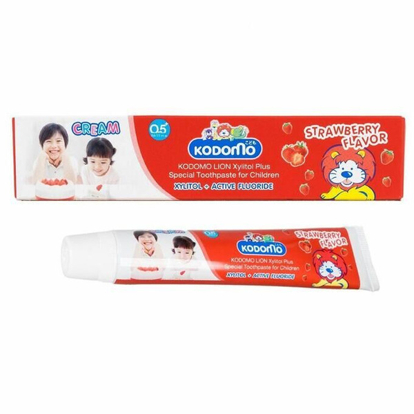 Зубная паста Клубника Kodomo Strawberry Flavor (с 6 месяцев), CJ LION  80 г