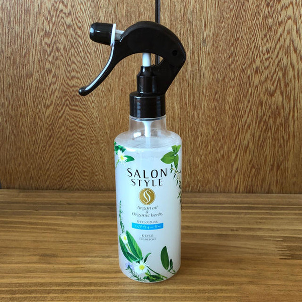 Восстанавливающая и выпрямляющая вода для волос Hair Treatment Water спрей Salon Style botanical, KOSE COSMEPORT  250 мл