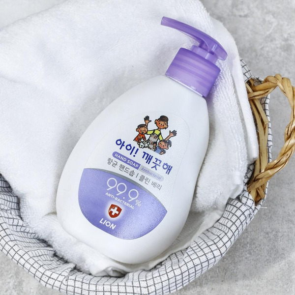 Жидкое мыло для рук Ai - Kekute, LION (Сочная ягода, с антибактериальным эффектом) 250 мл