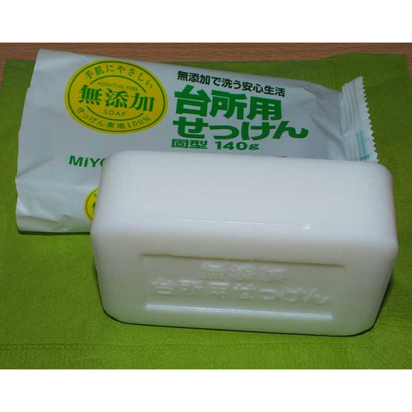 Кухонное мыло Additive free soap bar for kitchen, MIYOSHI 140 г