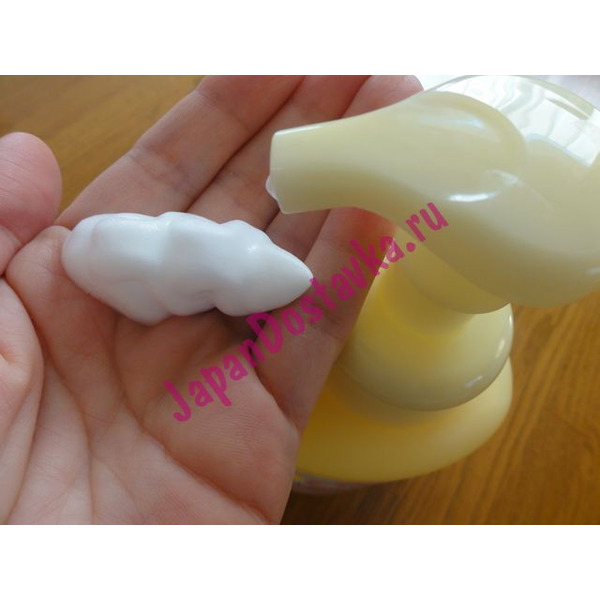 Детское пенящееся мыло для тела Kewpie, COW BRAND 400 мл