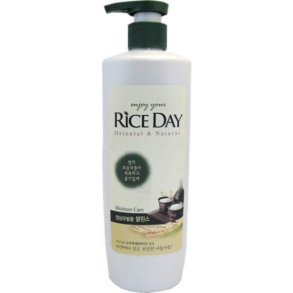 Увлажняющий кондиционер с рисовыми отрубями для нормальных волос Rice Day Conditioner for Normal Hair, CJ LION   550 мл