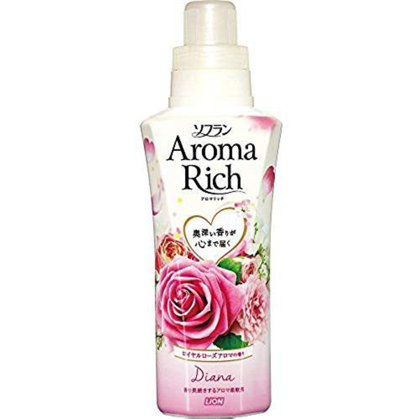 Кондиционер для белья с богатым ароматом натуральных масел Diana Soflan Aroma Rich, LION  (крышка с дозатором) 550 мл