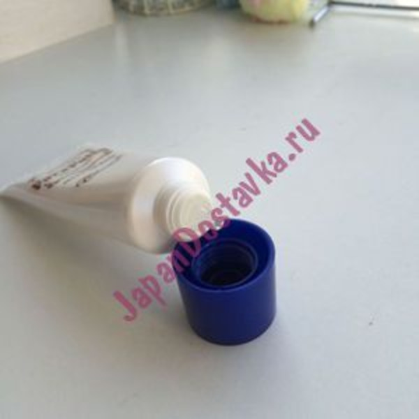 Выравнивающая база под макияж Pore Putty Make Up Base Clear, SANA 25 г